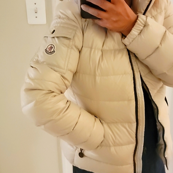 Moncler down jacket - Picture 4 of 16